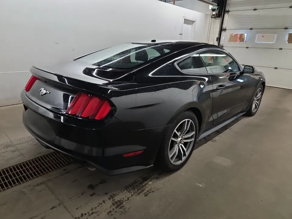 Ford Mustang ECOBOOST 2015