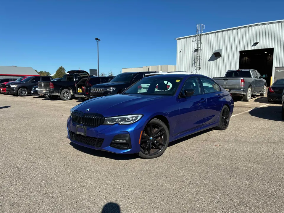 BMW 330i xDrive 2021