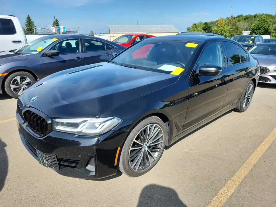 BMW Sedan 530i Xdrive 2021