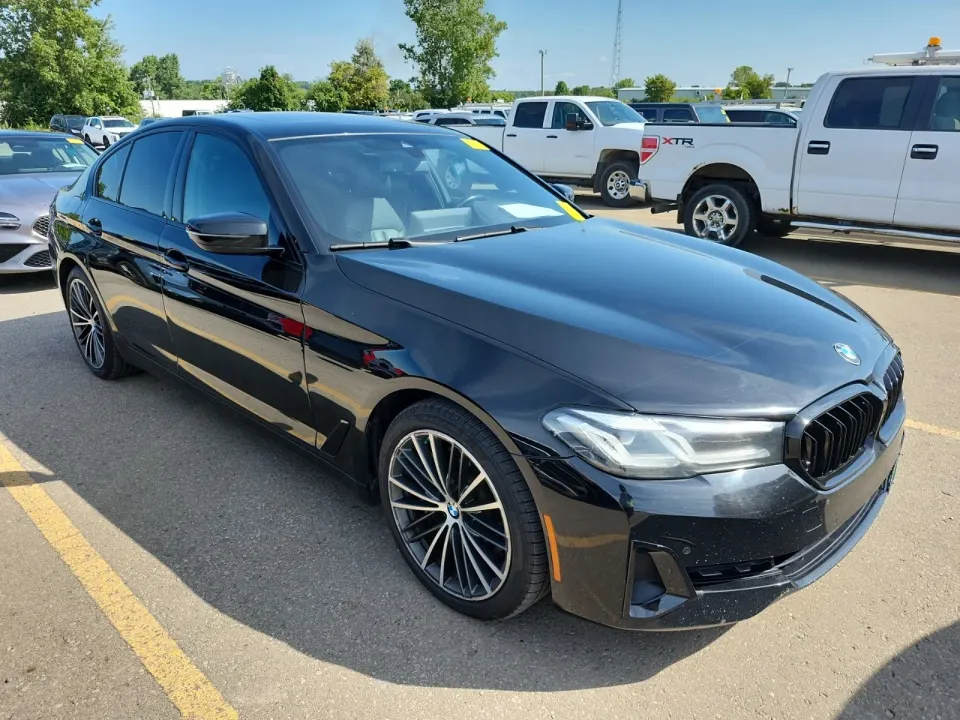 BMW Sedan 530i Xdrive 2021