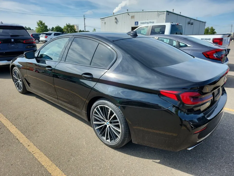 BMW Sedan 530i Xdrive 2021