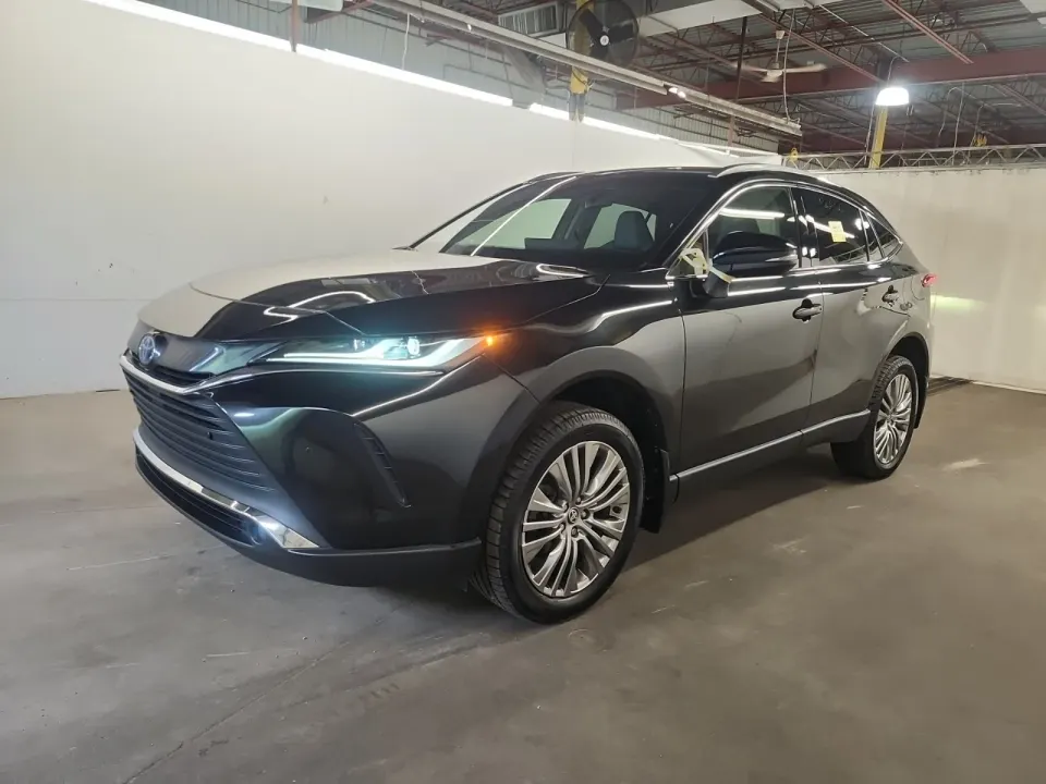 Toyota Venza XLE 2022