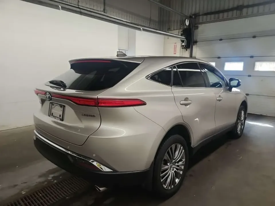 Toyota Venza LIMITED 2024