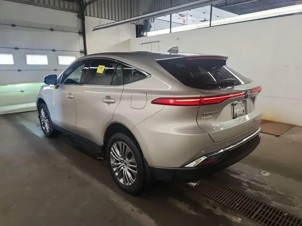 Toyota Venza LIMITED 2024