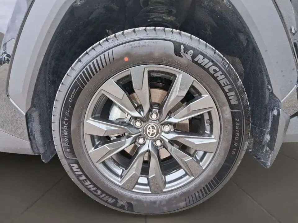 Toyota Rav4 XLE AWD 2026