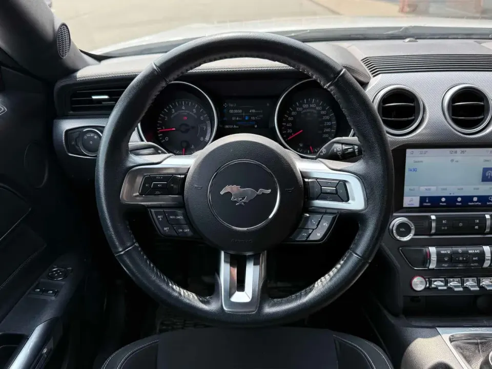Ford Mustang EcoBoost 2019