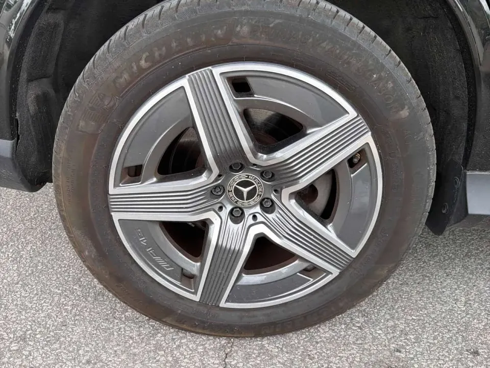 Mercedes-Benz GLC 300 2024