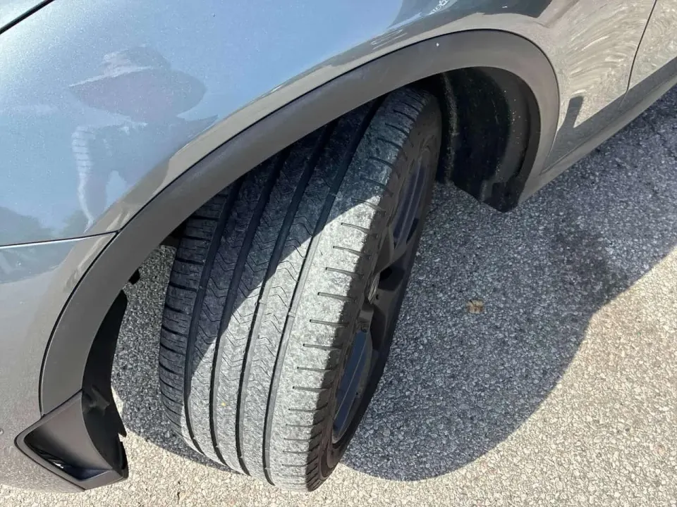 Mercedes-Benz GLC 300 2023