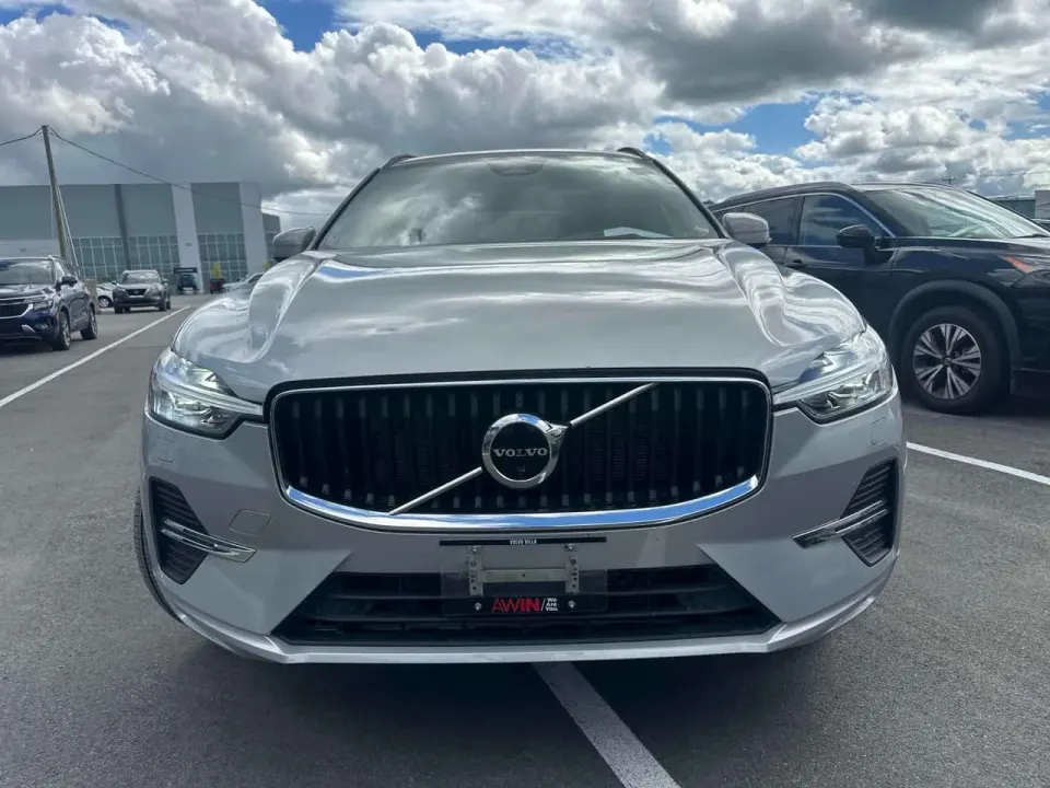 Volvo XC60 Momentum 2022
