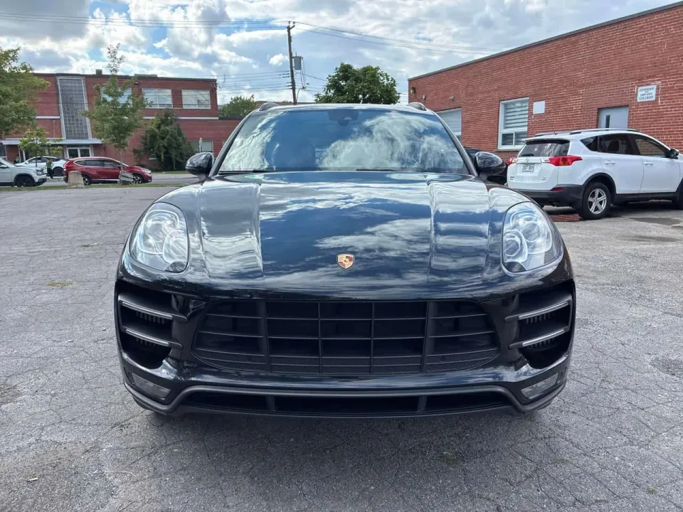 Porsche Macan Turbo 2015