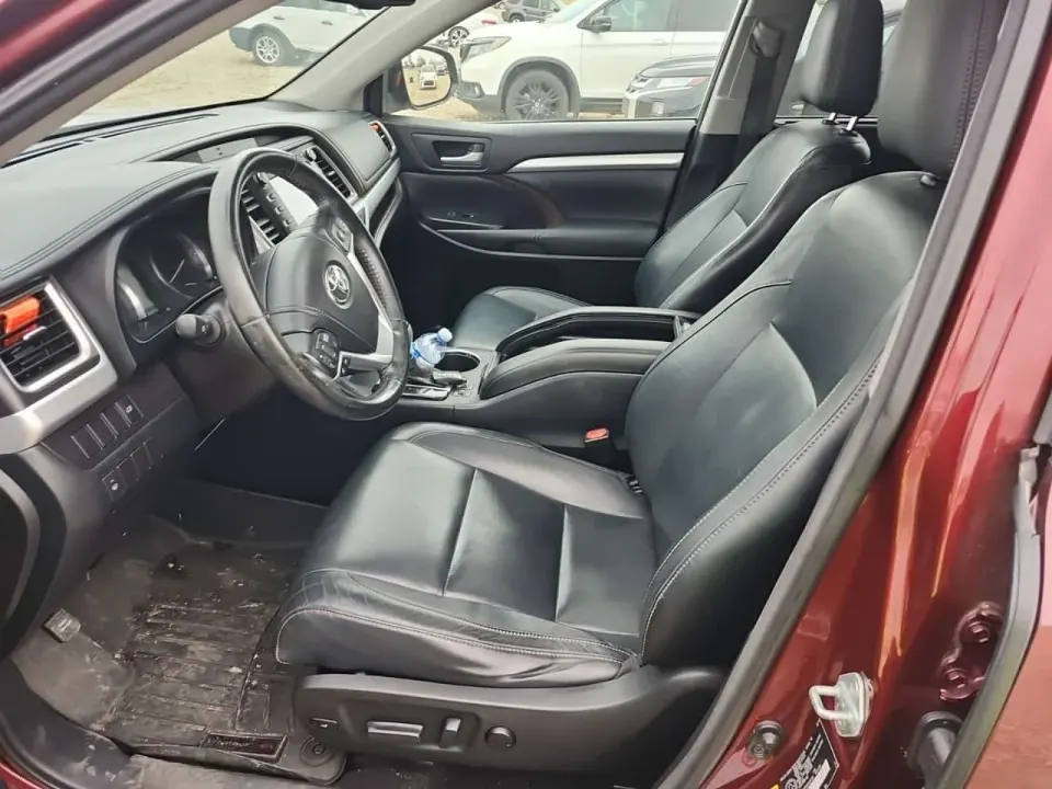 Toyota Highlander XLE 2015