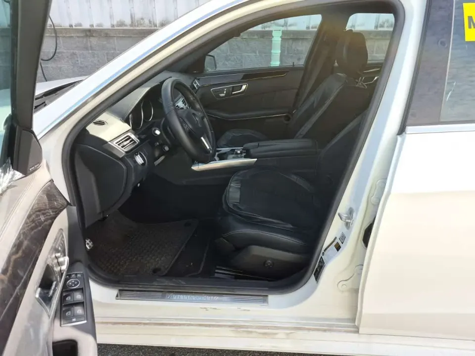 Mercedes-Benz E 400 4MATIC 2016