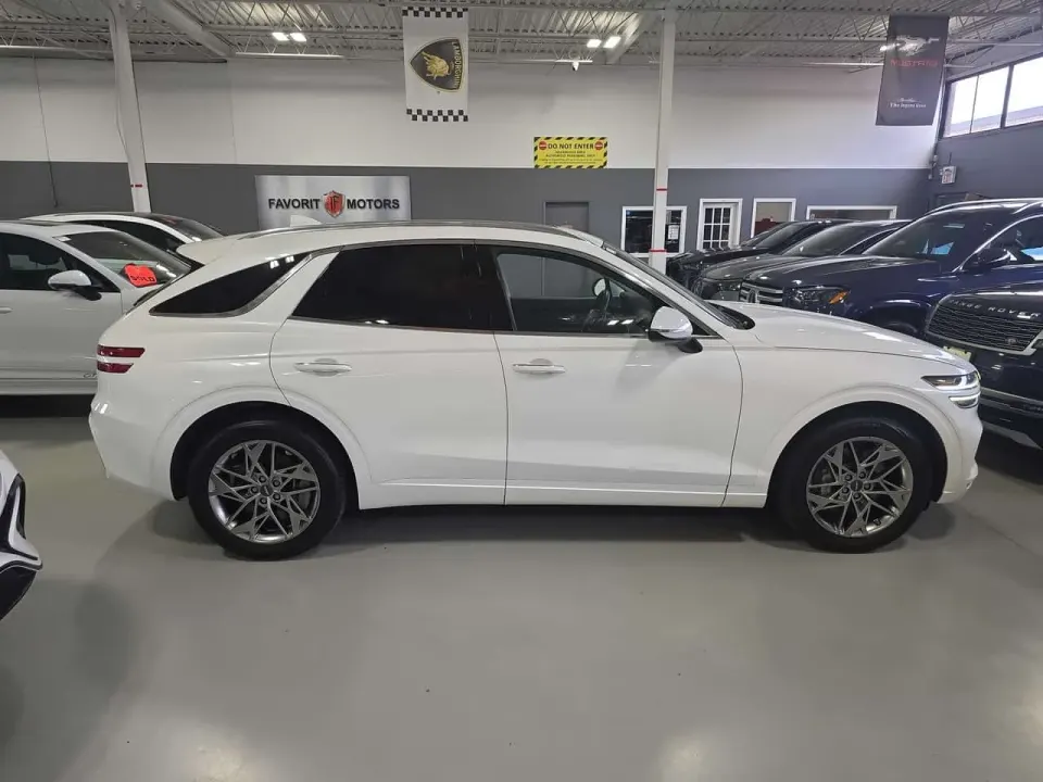 Genesis GV70 2.5T Advanced 2025