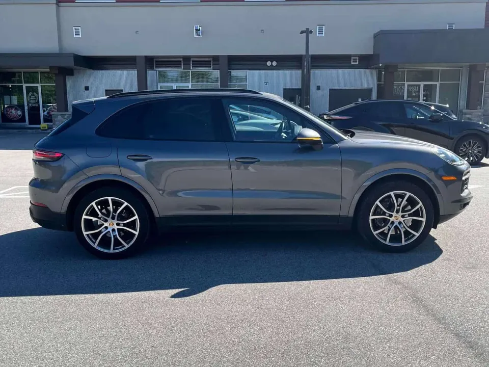 Porsche Cayenne AWD 2021