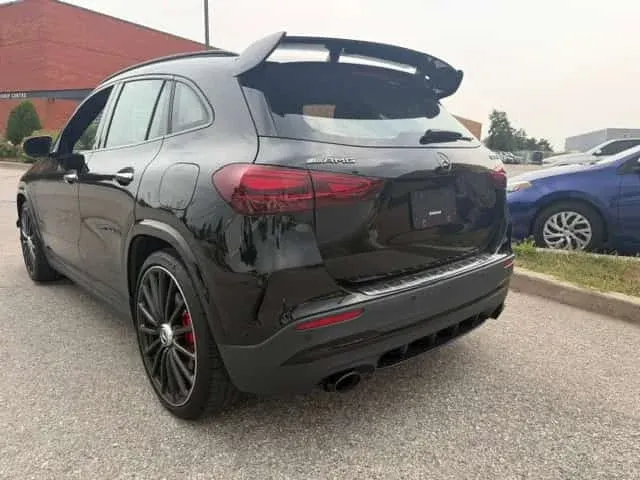 Mercedes-Benz AMG GLA 35 2025