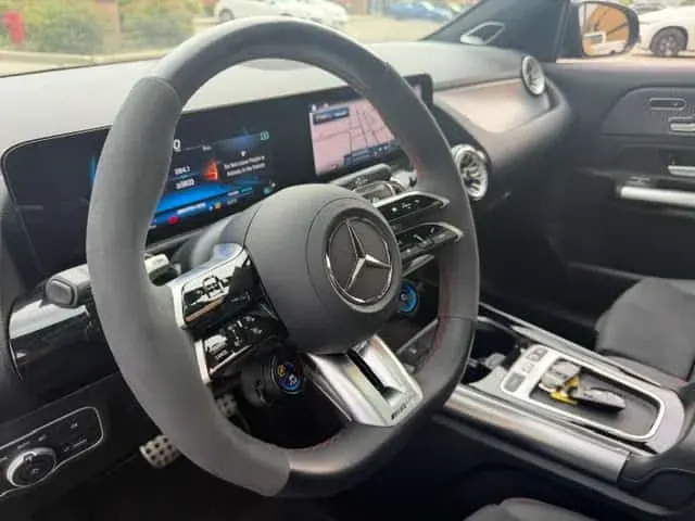 Mercedes-Benz AMG GLA 35 2025