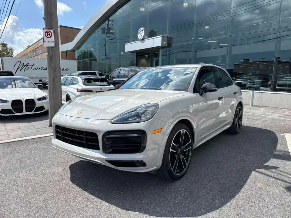 Porsche Cayenne GTS 2021