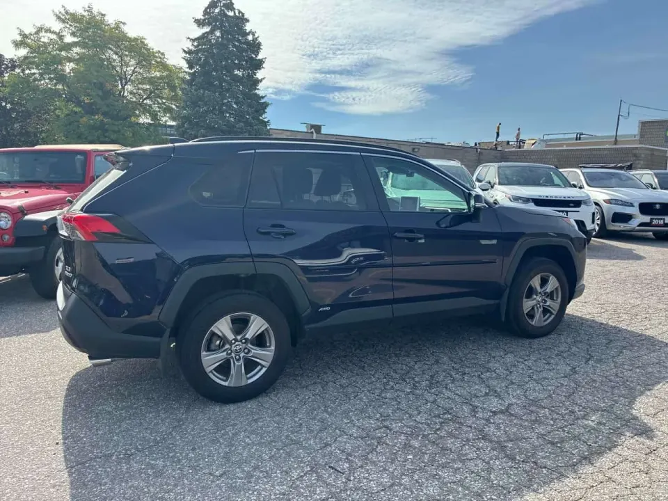 Toyota Rav4 Hybrid XLE 2024