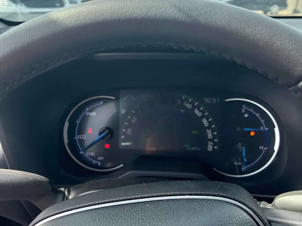 Toyota Rav4 Hybrid XLE 2024