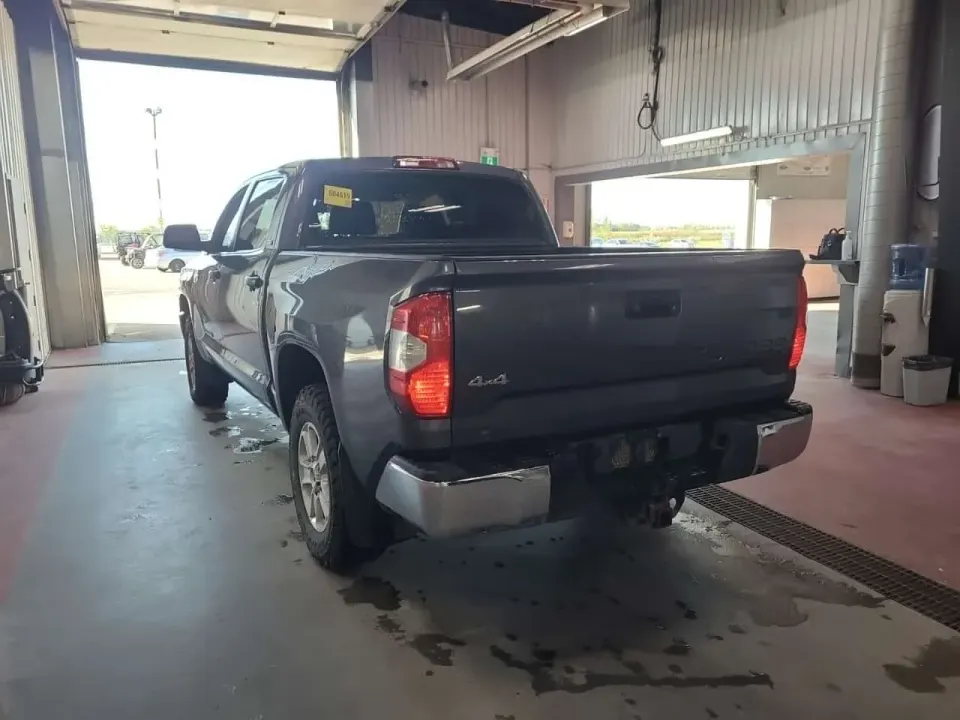 Toyota Tundra SR5 PLUS CREW CAB SHORT BED 2018