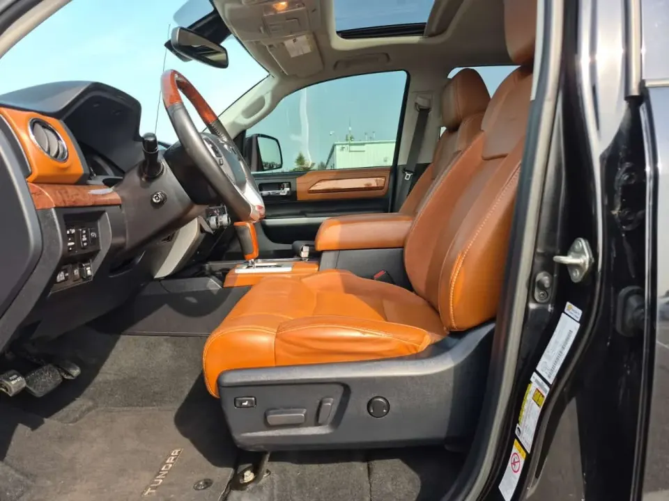 Toyota Tundra PLATINUM CREW CAB SHORT BED 2019