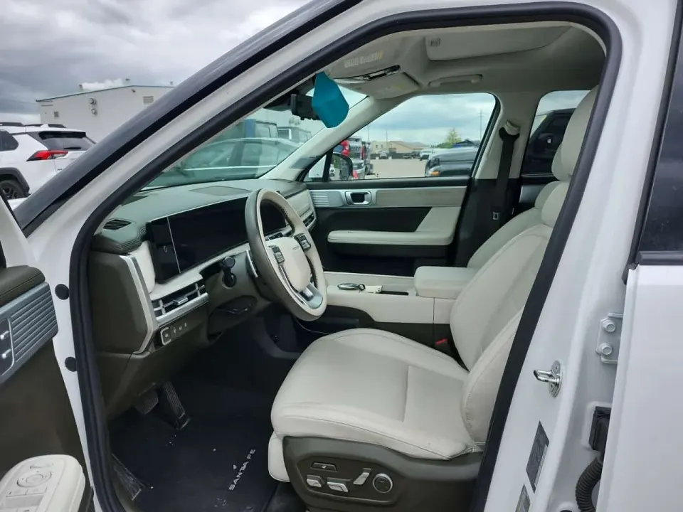 Hyundai Santa fe Awd W/beige Interior Ultimate Calligraphy 2024