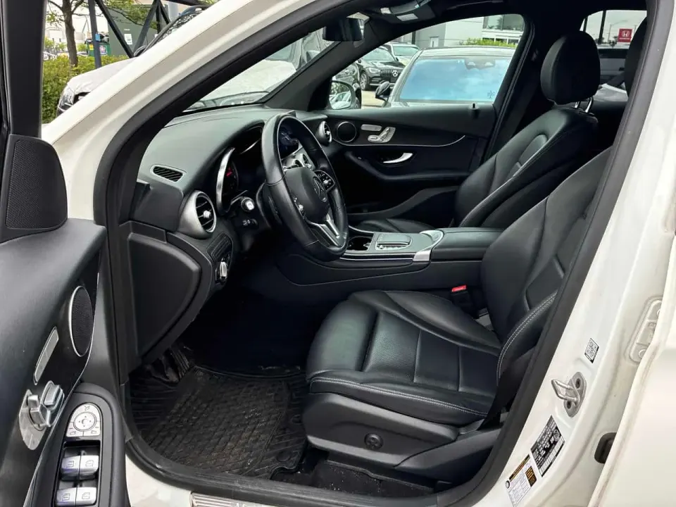 Mercedes-Benz GLC 300 2022