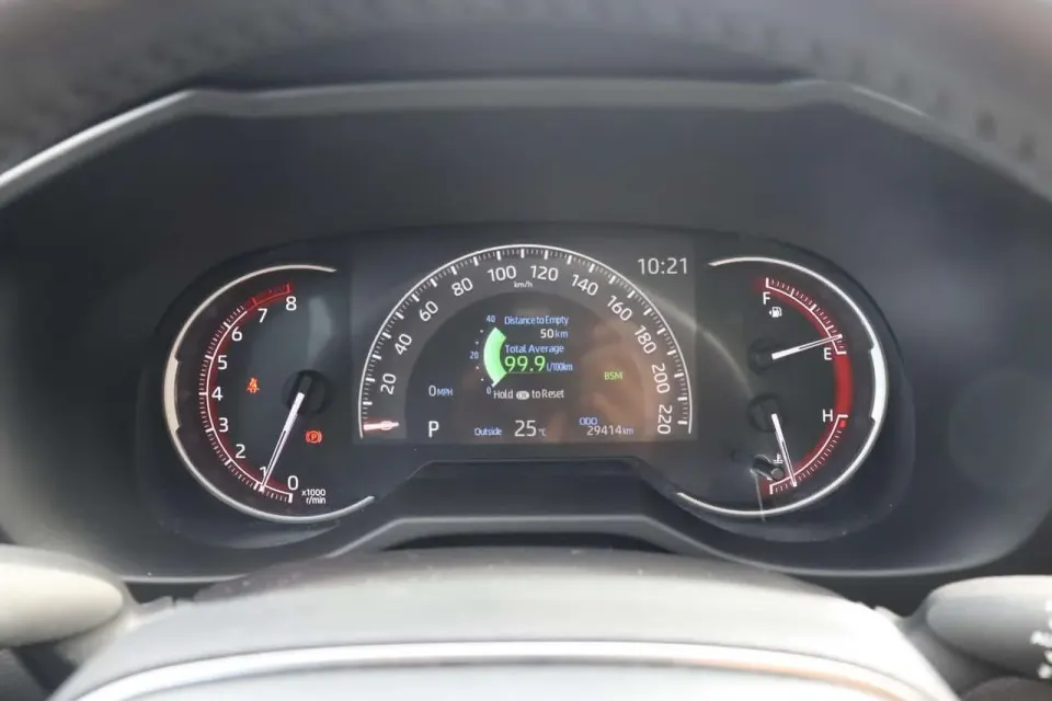 Toyota Rav4 XLE 2025
