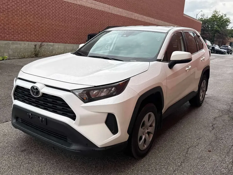 Toyota Rav4 LE AWD 2024