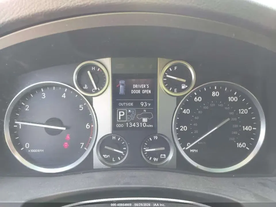 Lexus LX 570 2013