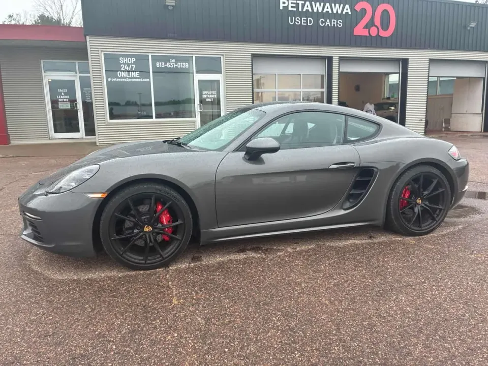 Porsche Cayman Coupe 2018