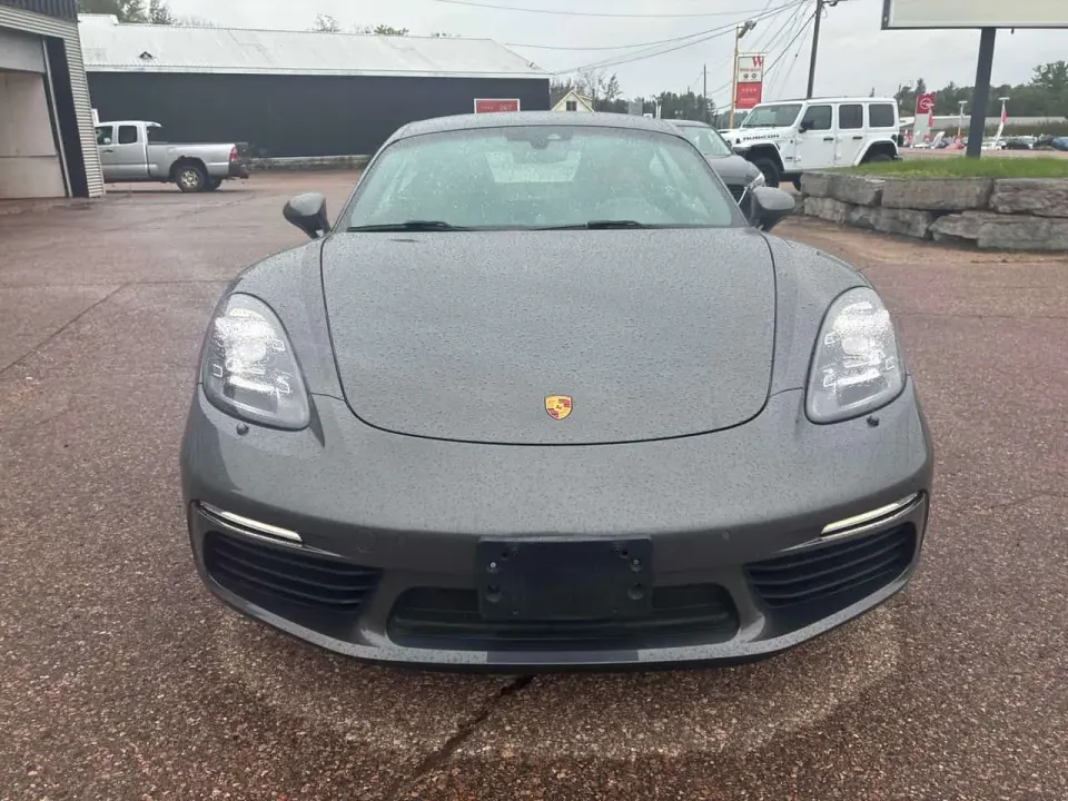 Porsche Cayman Coupe 2018