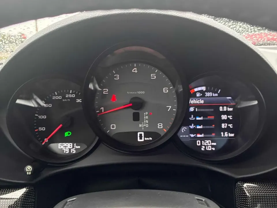 Porsche Cayman Coupe 2018