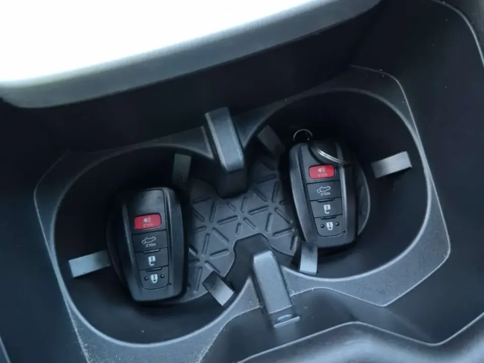 Toyota Rav4 HYBRID XSE 2025