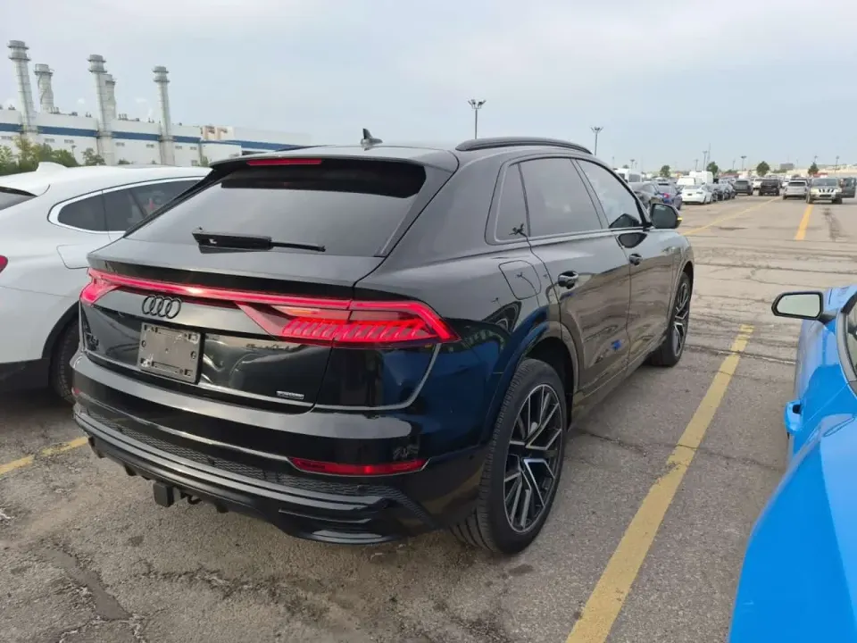 Audi Q8 PROGRESSIV 2023