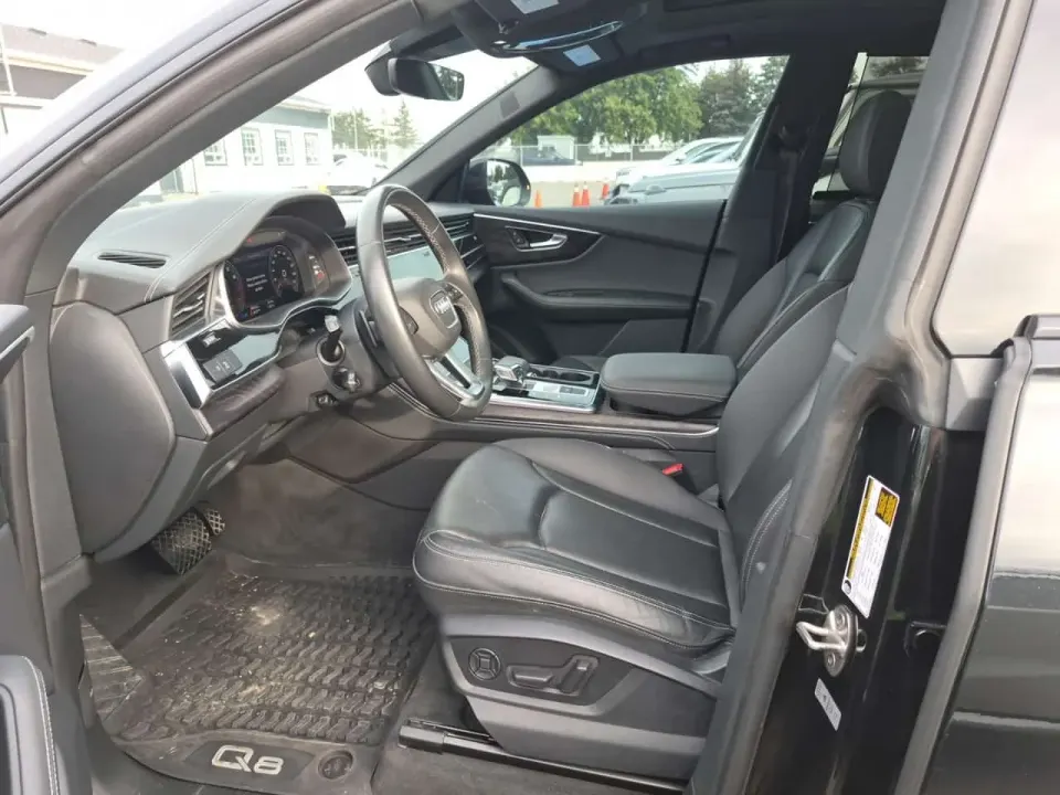 Audi Q8 PROGRESSIV 2023