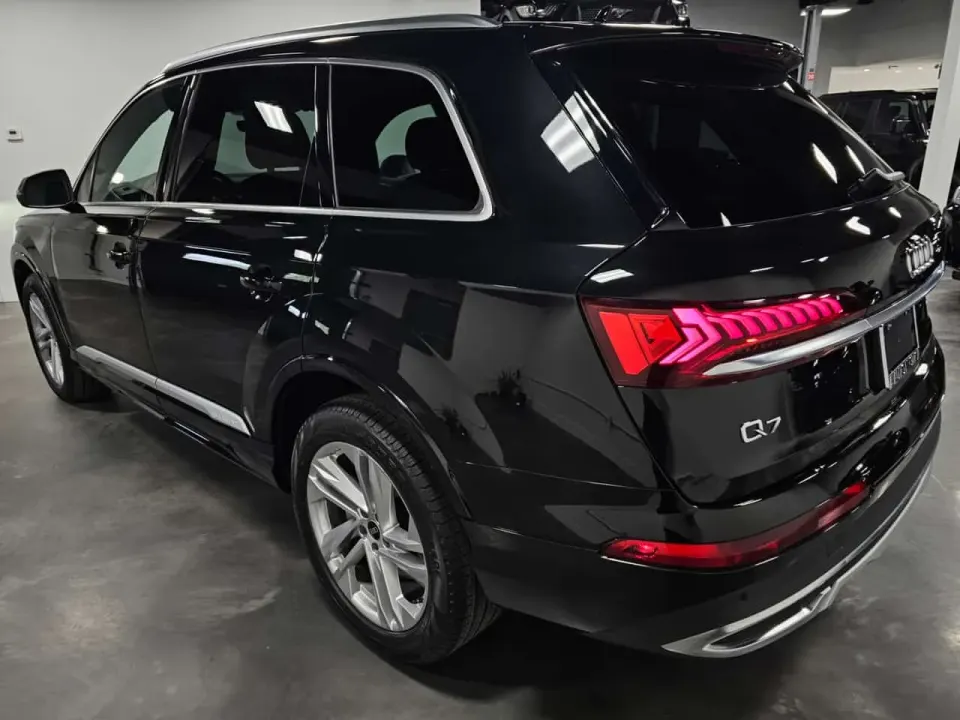 Audi Q7 Komfort 2024