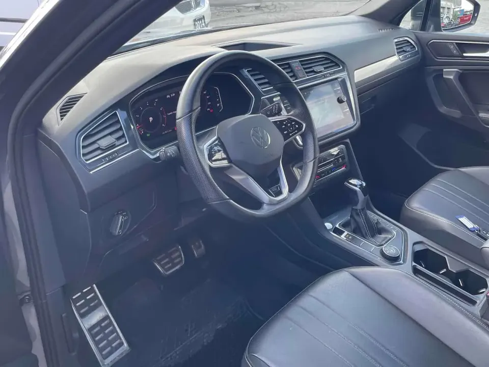 VW Tiguan Comfortline R-Line Black Edition 2024
