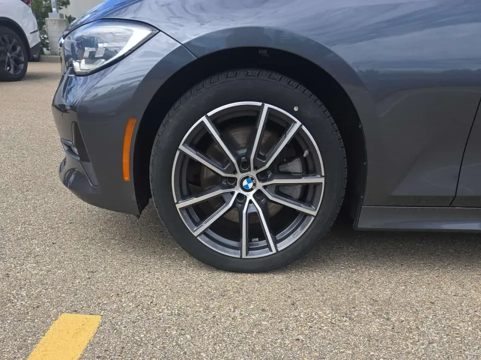 BMW 330i xDrive 2021