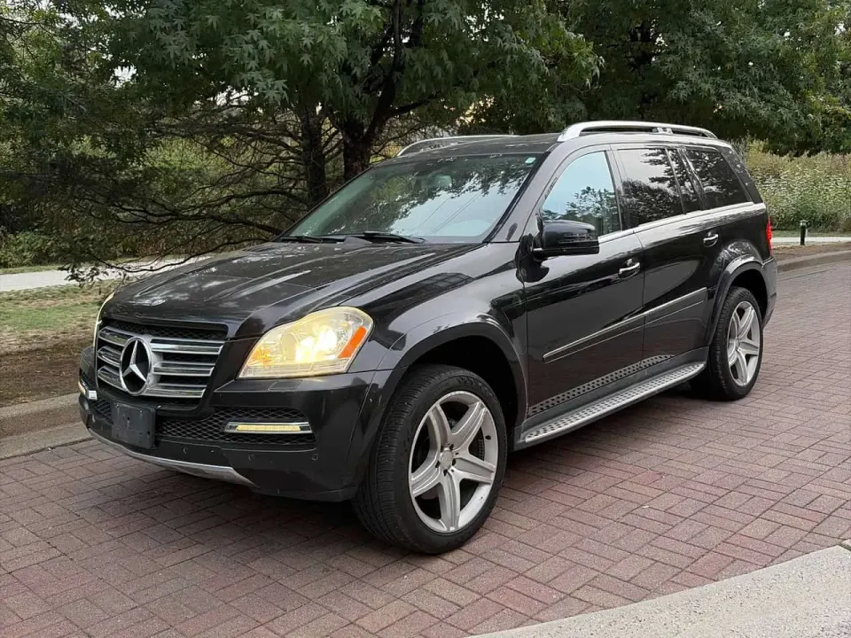 Mercedes-Benz GL 550 2011