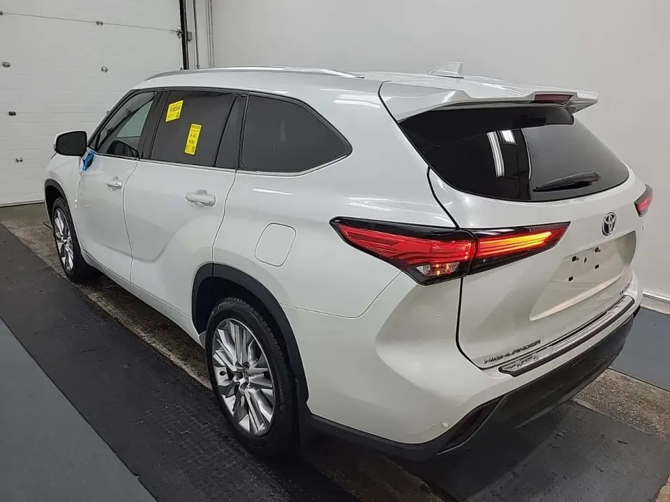 Toyota Highlander HYBRID LIMITED 2023