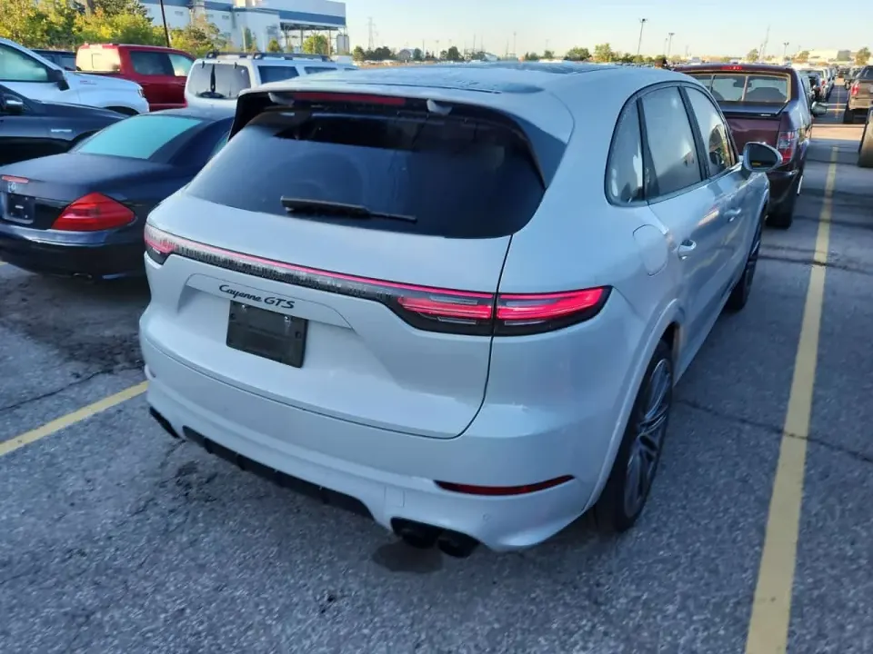 Porsche Cayenne GTS 2023