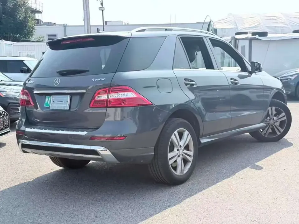 Mercedes-Benz ML 400 4MATIC 4dr ML 400 2015