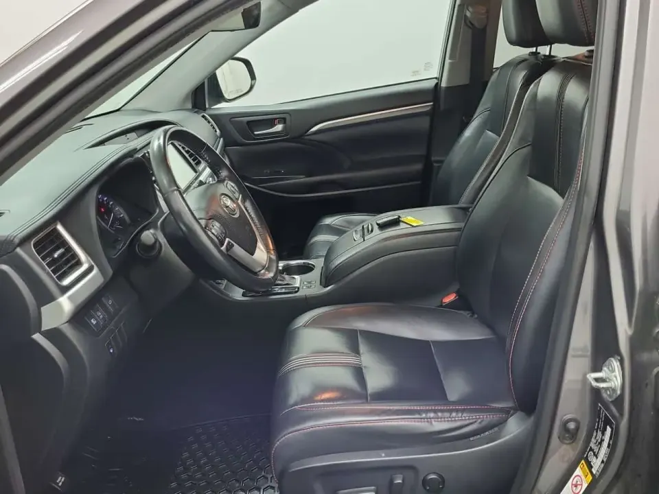 Toyota Highlander XLE 2019