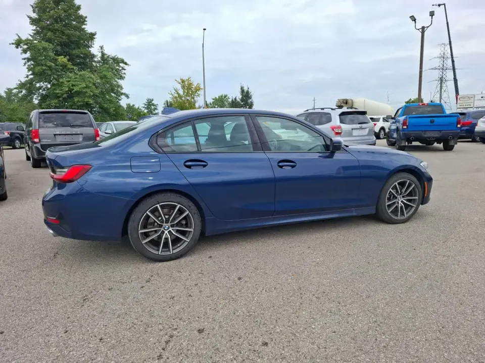 BMW 330i xDrive 2021