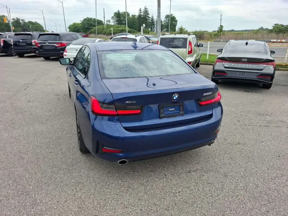 BMW 330i xDrive 2021