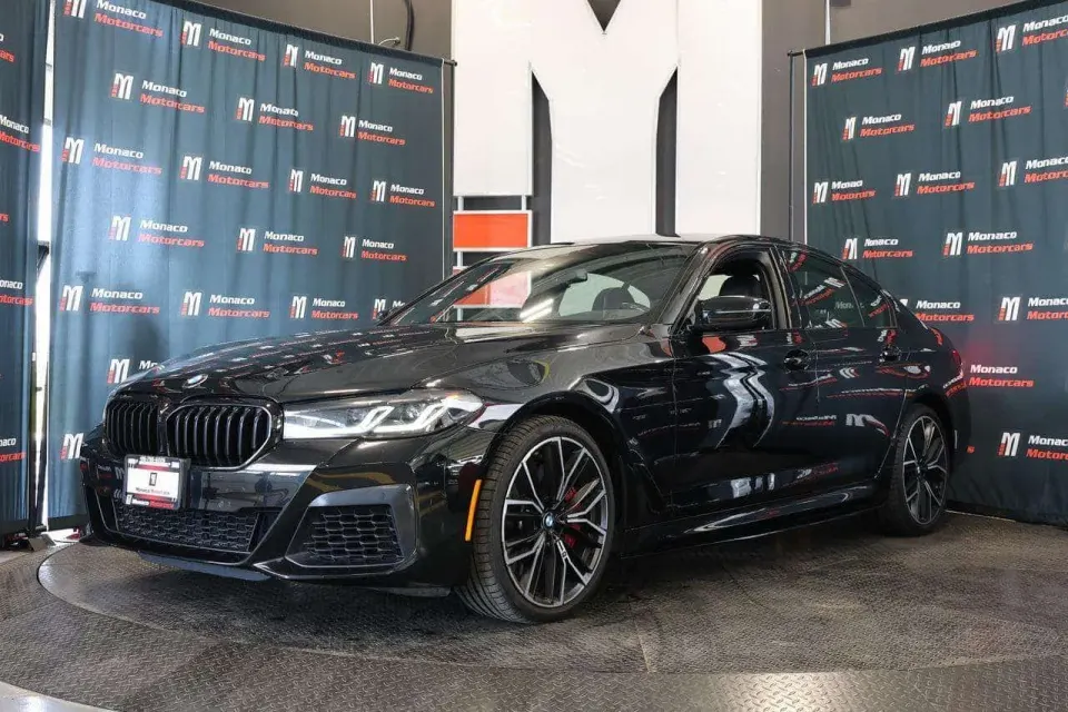 BMW 540i 540i xDrive MPKG|SUNROOF|CARPLAY|BLINDSPOT 2022