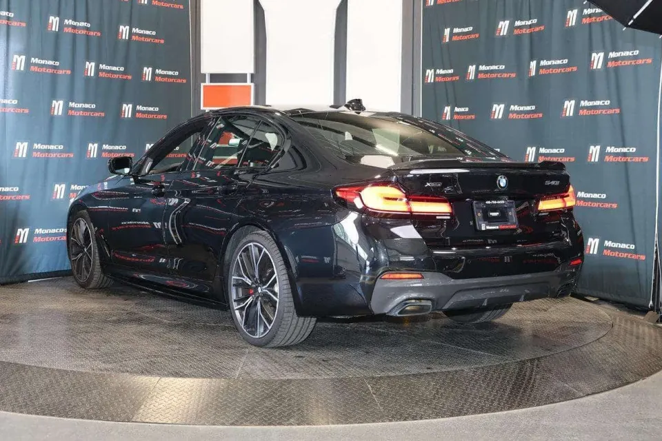 BMW 540i 540i xDrive MPKG|SUNROOF|CARPLAY|BLINDSPOT 2022