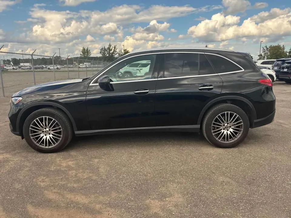Mercedes-Benz GLC 300 2025