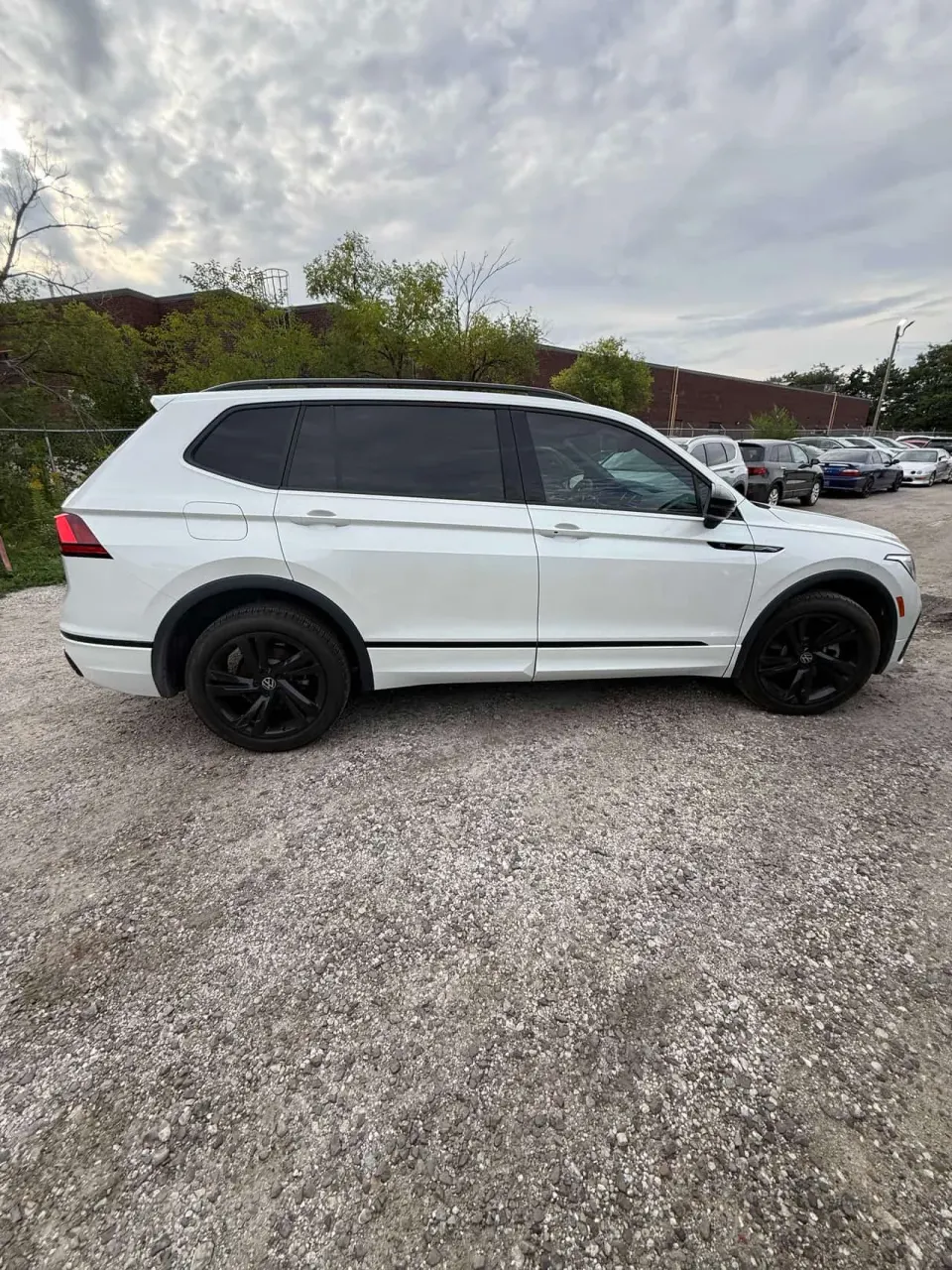 VW Tiguan Comfortline R-Line Black Edition 2023